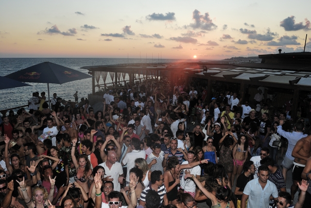  Fiesta en la playa 